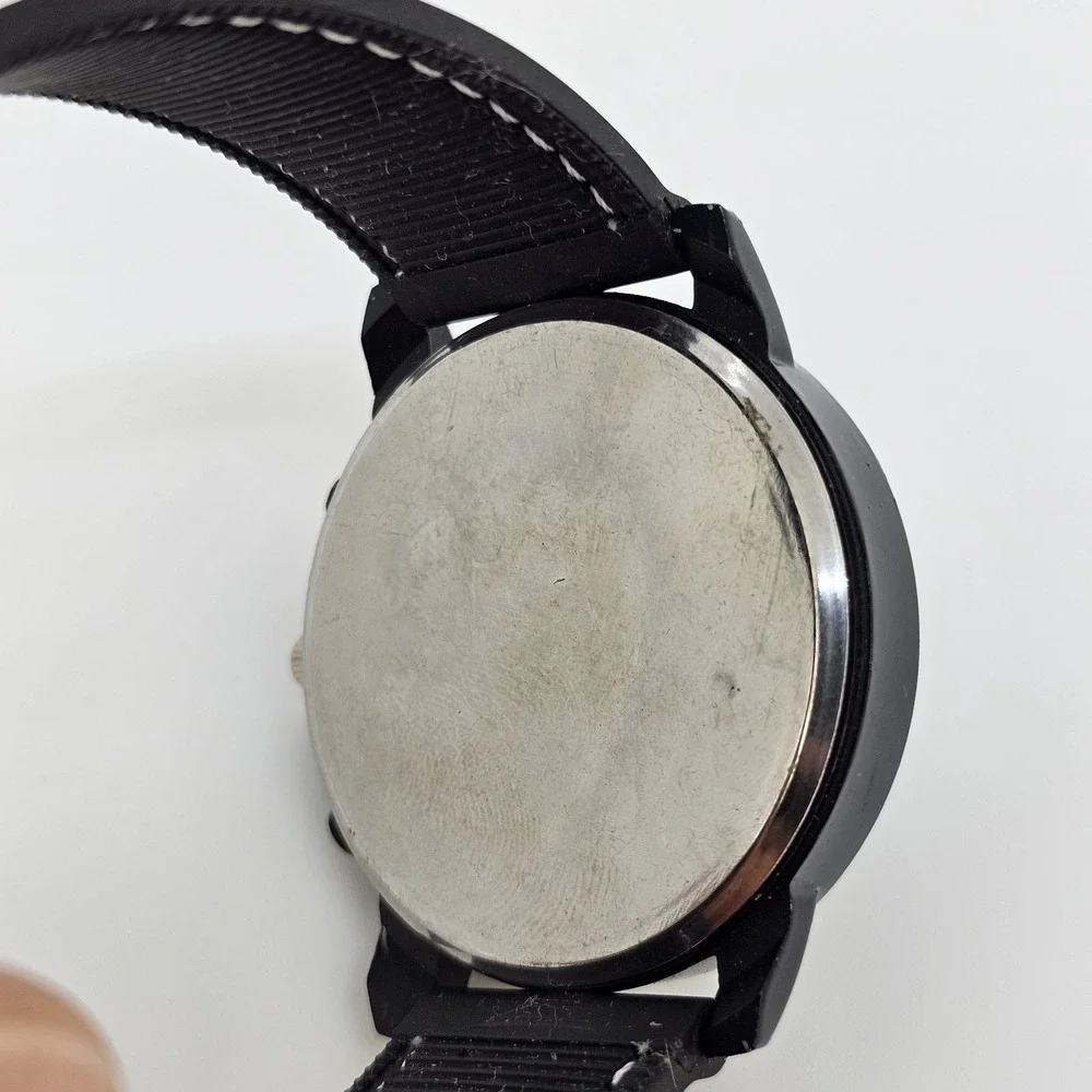 Men's Watch 44MM Black Dial Black‎ Plastic Bands New Battery